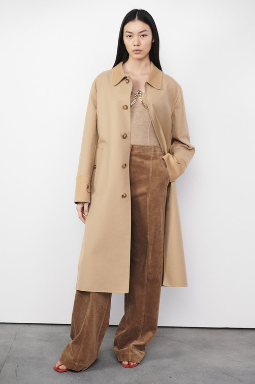  بنطلون مخمل من Burberry