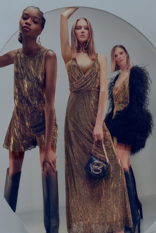 مجموعات ما قبل الخريف تعيد إحياء الإطلالات المتألقة مع "إيلي صعب"Elie Saab