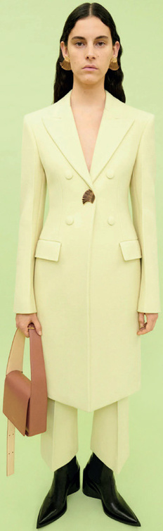 مجموعات ما قبل الخريف تعيد إحياء أخضر الليم LIME مع "جيل ساندر"Jil Sander