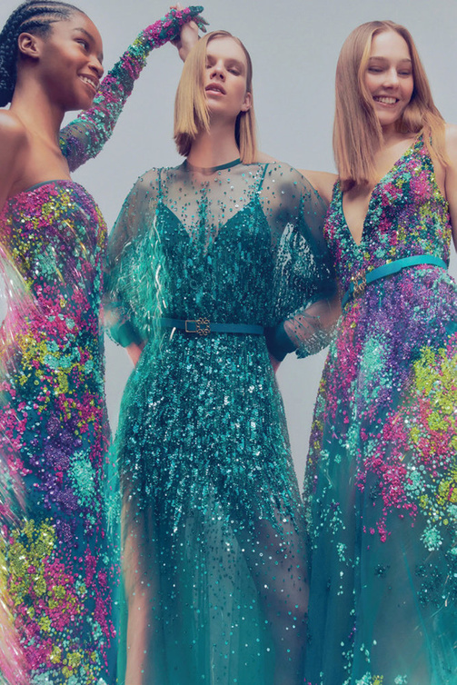 مجموعات ما قبل الخريف تعيد إحياء صيحة قوس القزح مع "إيلي صعب"  Elie Saab