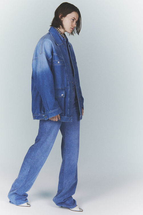  اطلالة جينز من Isabel Marant
