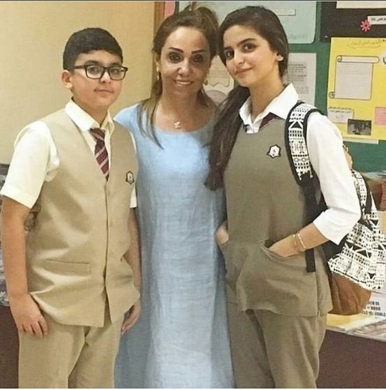 حلا الترك عادت الى المدرسة