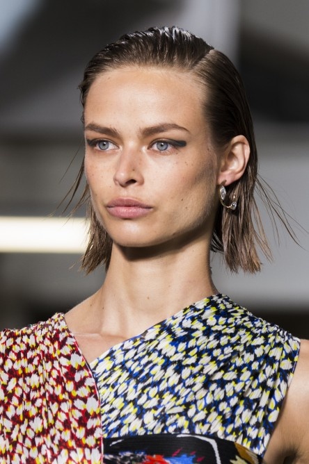 تسريحات شعر مبللة على خطى عارضات ‏Jason Wu‏ ‏