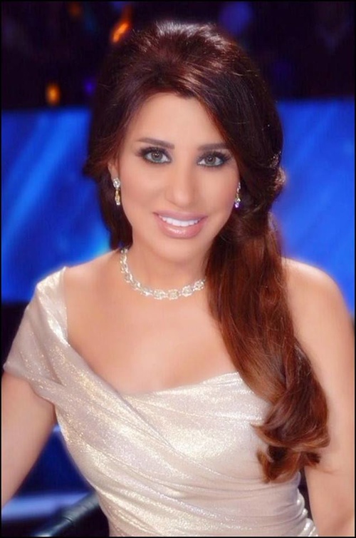 نجوى كرم غاضبة بسبب عائلتها