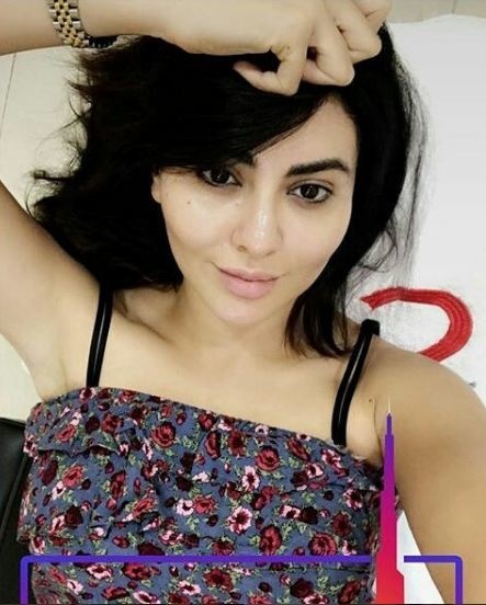 مريم حسين تترجي جمهورها بعدم نشرصورة طفلتها