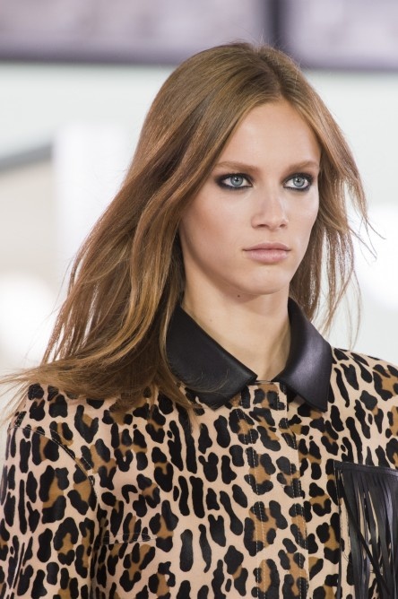  تسريحات شعر منسدل وطويل من Longchamp
