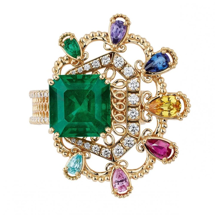 خاتم من ديور Dior