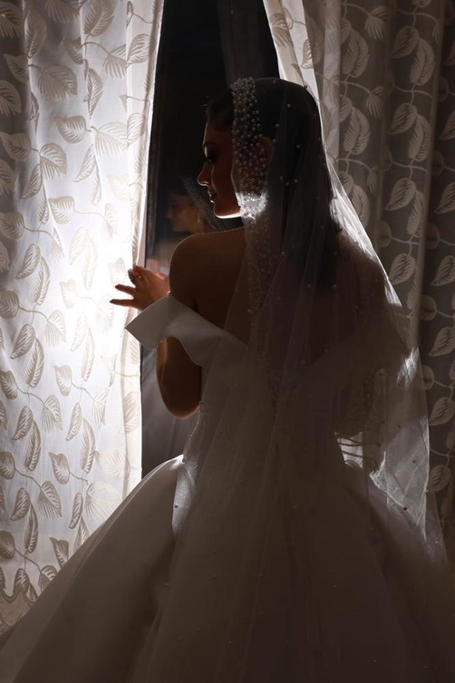 لقطة لعروس بكاميرا المصورة شيهانه الشمري