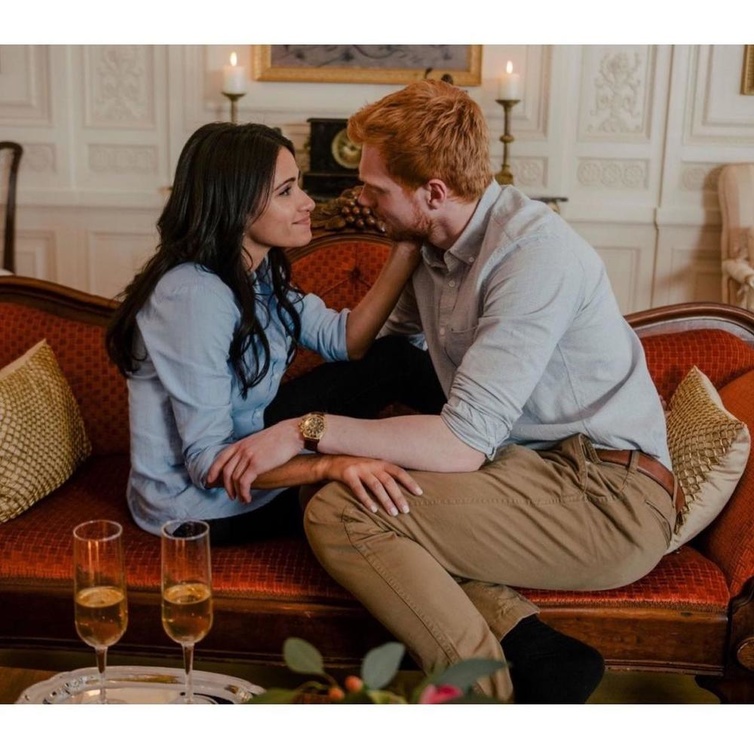 لقطة من فيلم Harry & Meghan: Becoming Royal - انستقرام