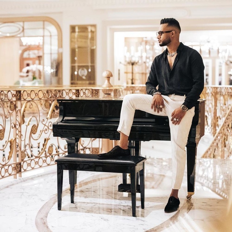 محمد رمضان يطلق خط أزياء تحت مسمى MR1