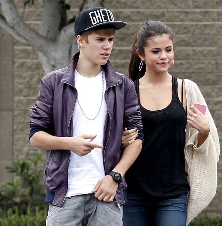 جاستين بيبر (Justin Bieber) عاد للتواصل مجددا مع سيلينا جوميز