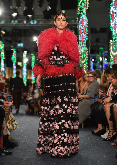 مجموعة خاصة قدمتها Dolce & Gabbana  في دبي مول