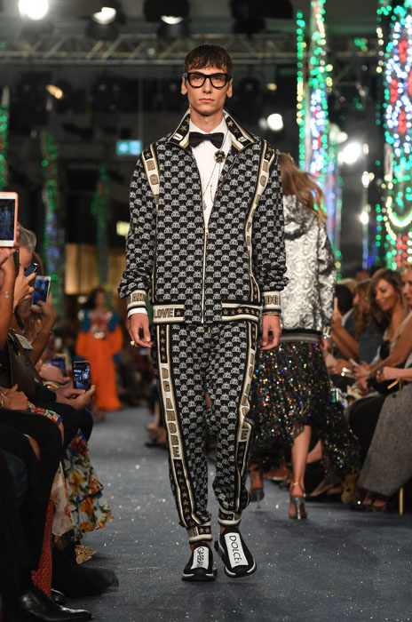 مجموعة خاصة قدمتها Dolce & Gabbana  في دبي مول