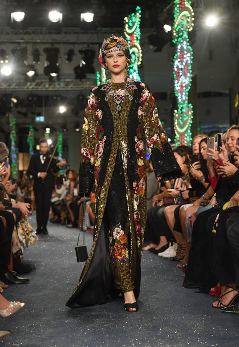 مجموعة خاصة قدمتها Dolce & Gabbana  في دبي مول