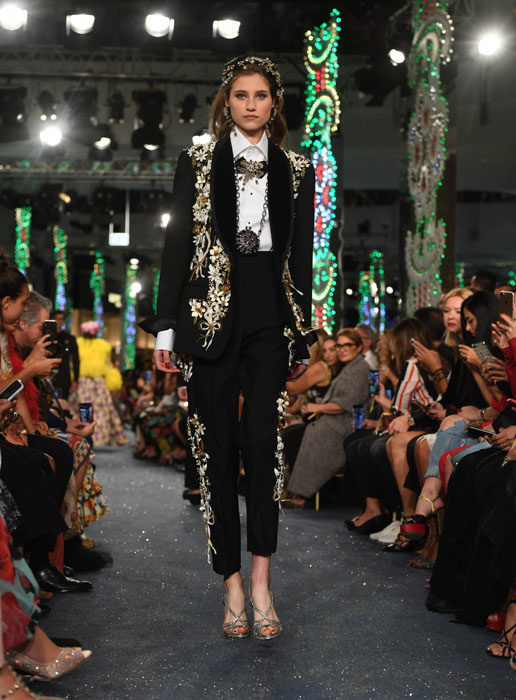 مجموعة خاصة قدمتها Dolce & Gabbana  في دبي مول