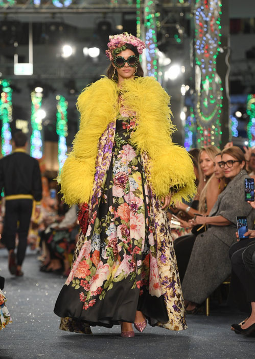 مجموعة خاصة قدمتها Dolce & Gabbana  في دبي مول