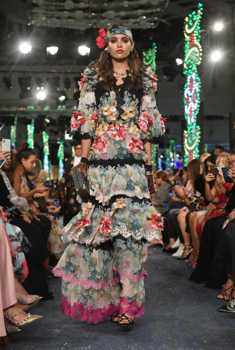 مجموعة خاصة قدمتها Dolce & Gabbana  في دبي مول