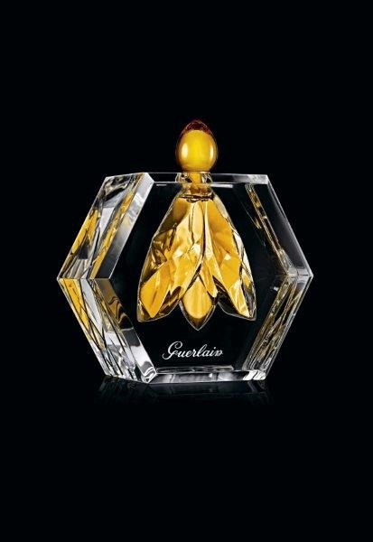 قارورة النحلة الأبدية “The Eternal Bee”