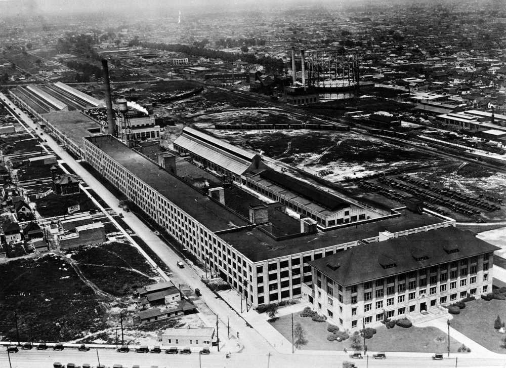 Lincoln Motor Plant neg 34955