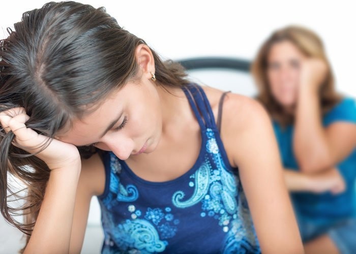 بطانة الرحم المهاجرة تؤثر على نفسية الفتيات 