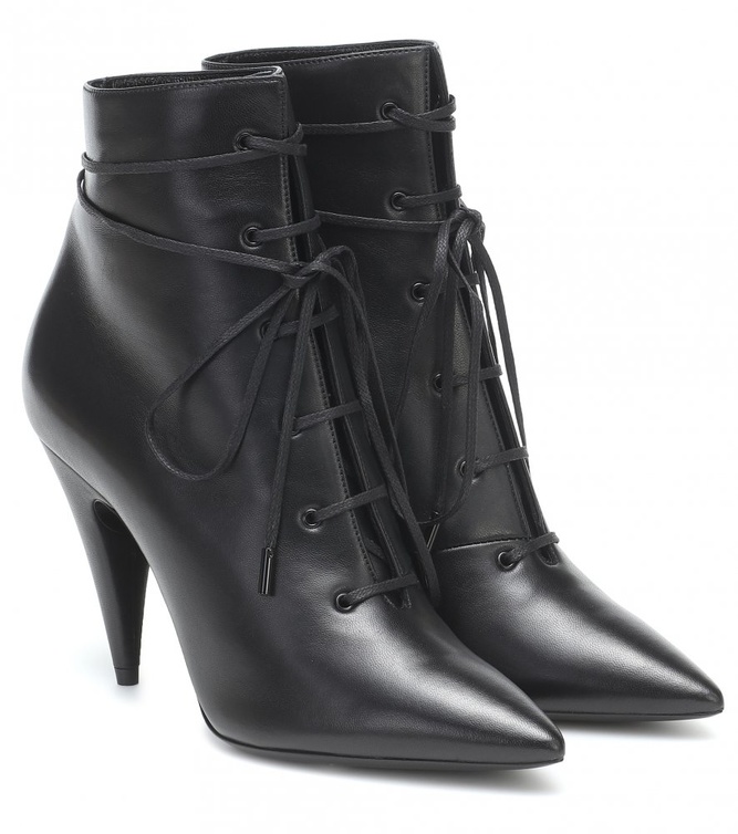 حذاء كاحل من Saint Laurent  