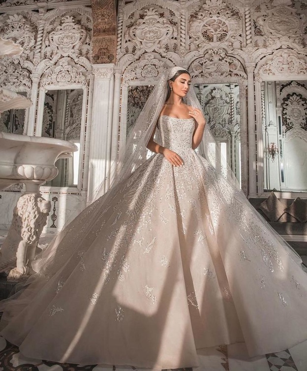 جيسيكا عازار بفستان الزفاف= انستغرام جيسيكا عازار