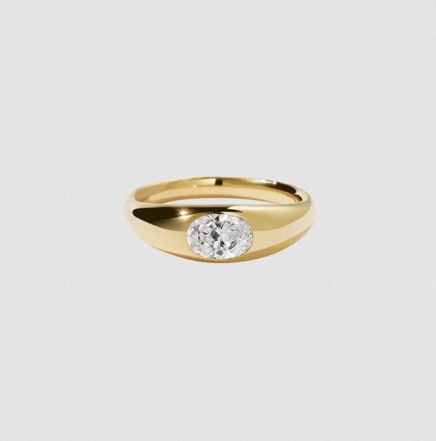خاتم Claude Ring with Stone من Meadowlark