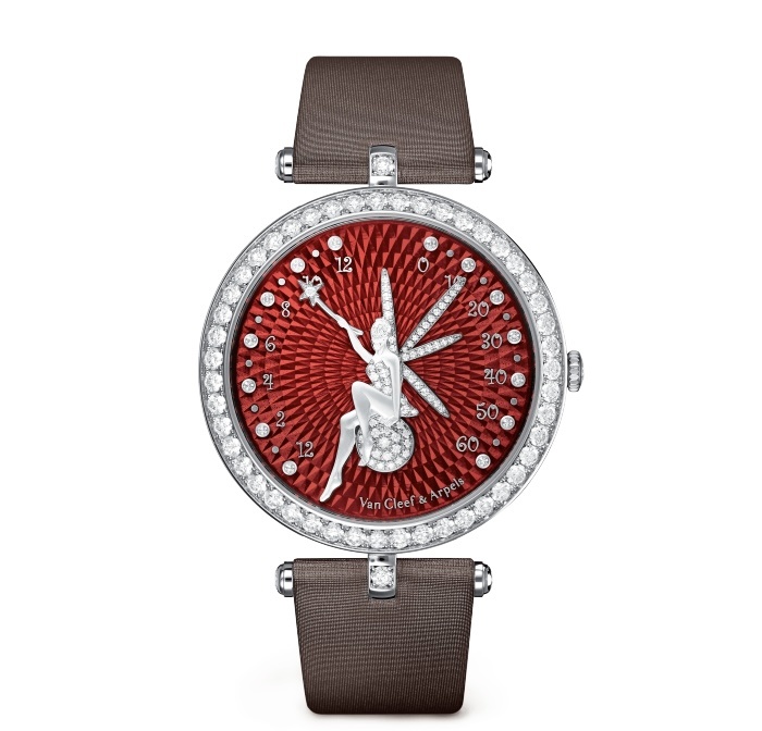 ساعة نسائية حمراء من Van Cleef & Arpels