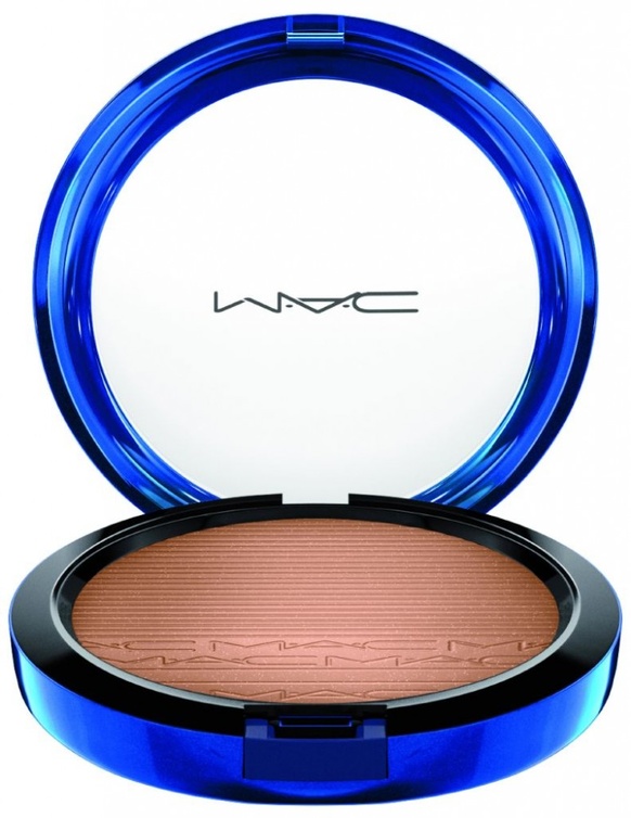 MAC_HolidayColour_MacMagicoftheNight_InExtraDimensionSkinFinish_DeepBronze_300dpiCMYK