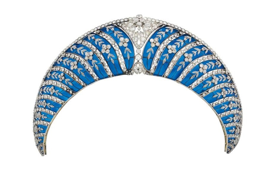 تاج من تصميم Chaumet هو القطعة الأهم في مزاد كريستيز في جنيف يوم أمس