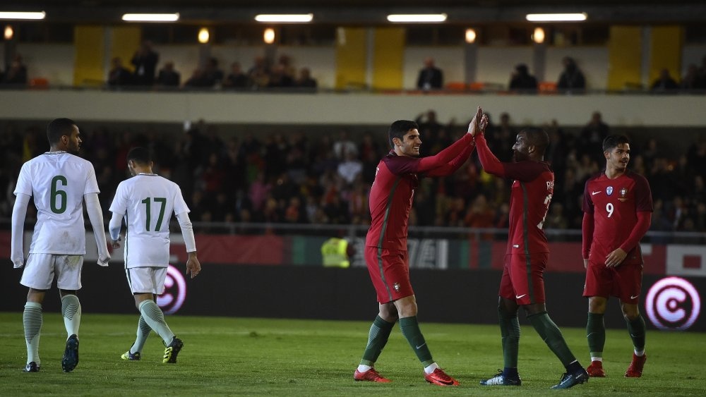  البرتغال أنهت الشوط الأول بهدف وحيد