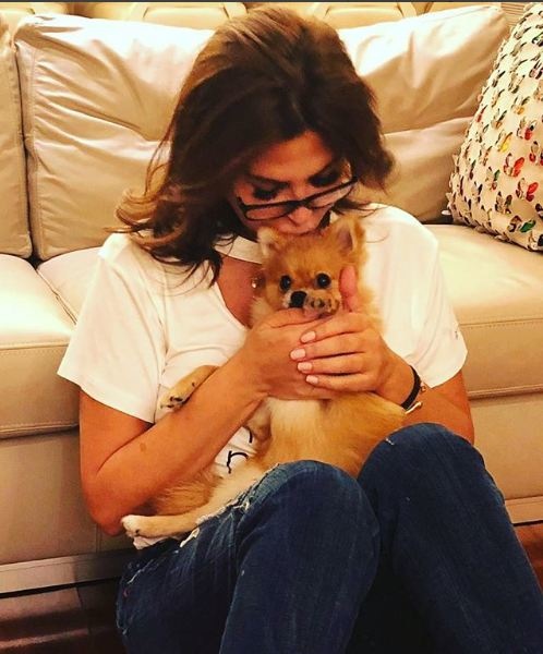 اليسا تعرب دوما عن حبها لكلابها