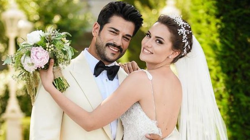 بوراك أوزجفيت وزوجته فهرية افجان