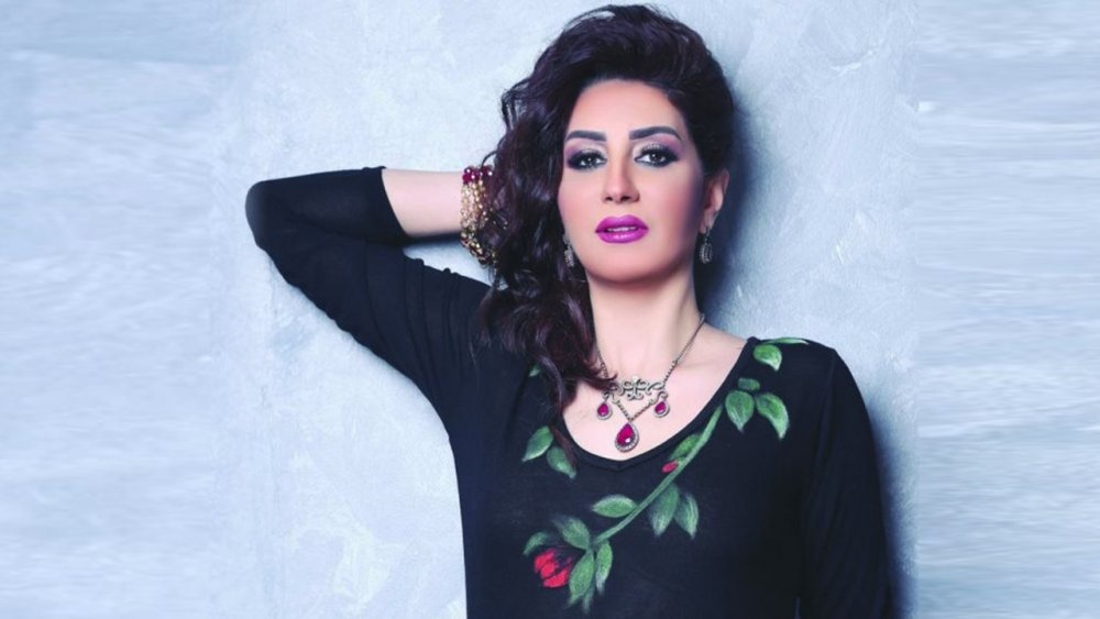 وفاء عامر