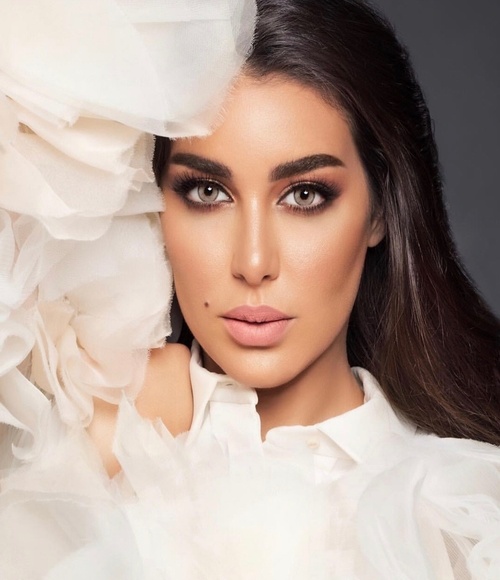 الفنانة المصرية ياسمين صبري