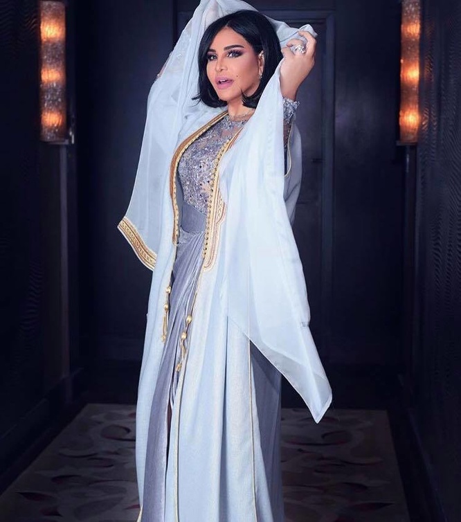 النجمة أحلام