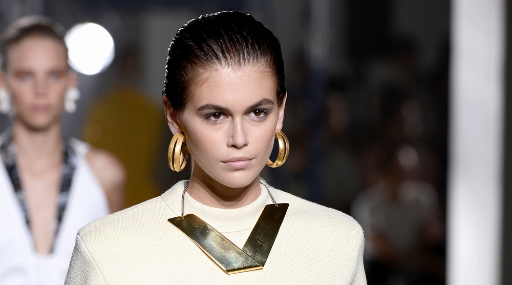 أقراط من Proenza Schouler