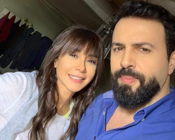 تيم حسن وكاريس بشار في كواليس مسلسل العميد
