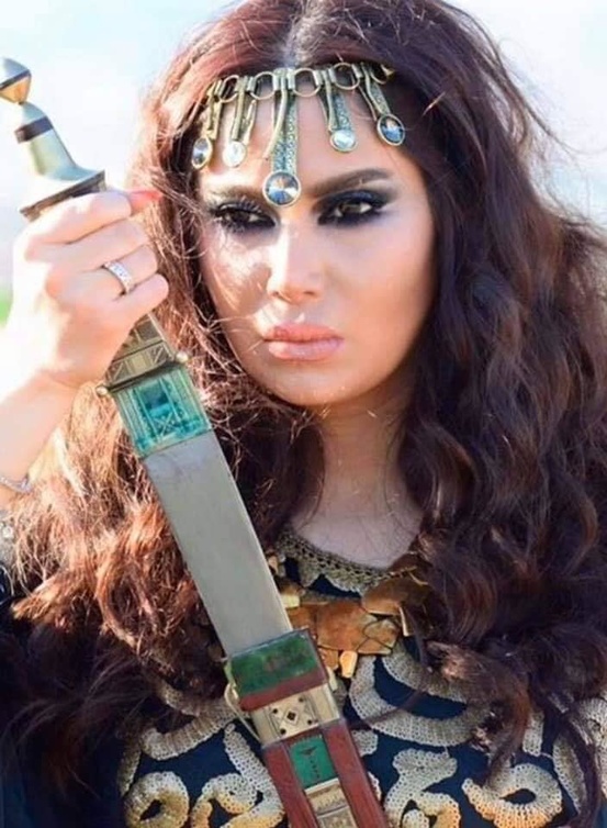 شخصية رنا الابيض في مسلسل صقار