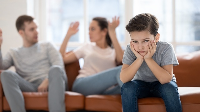 6نصائح لحماية الأطفال من سلبيات الطلاق