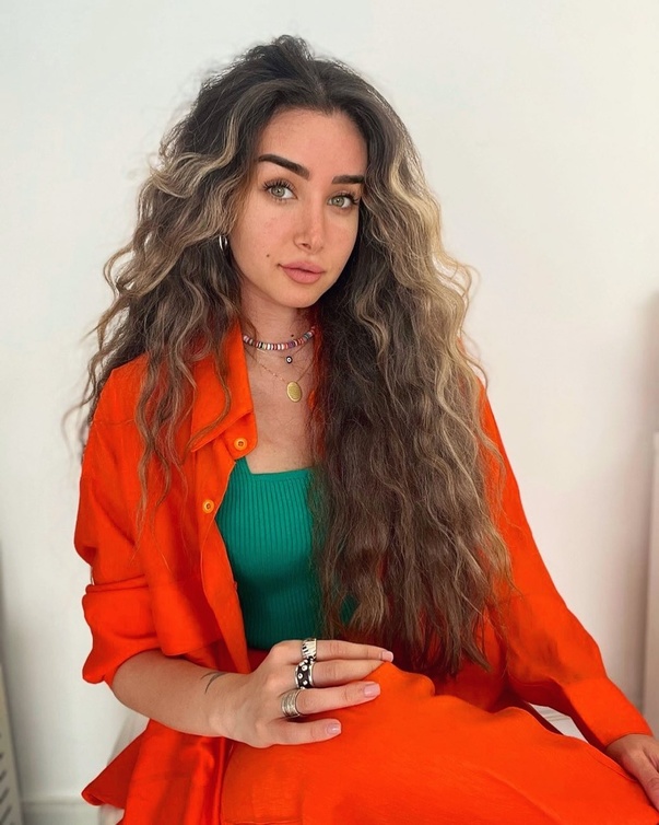 هنا الزاهد قدمت مسلسل "حلوة الدنيا سكر" في 2021