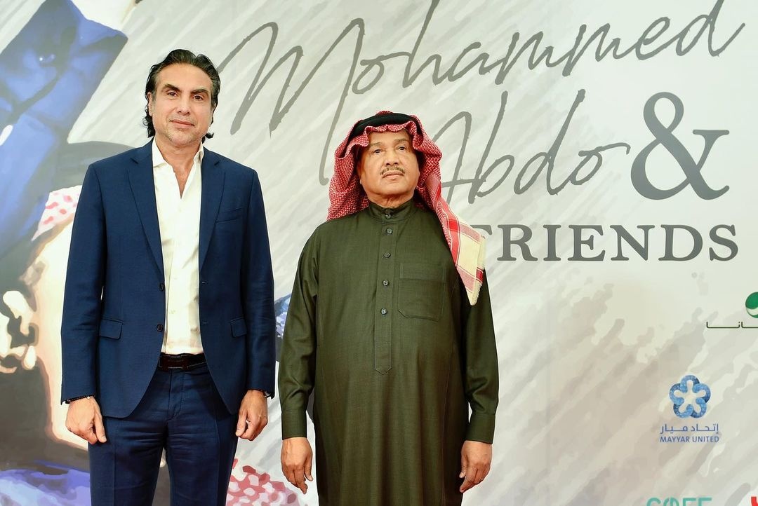 محمد عبده ونائب الرئيس التنفيذي لشركة روتانا فراس الخشمان