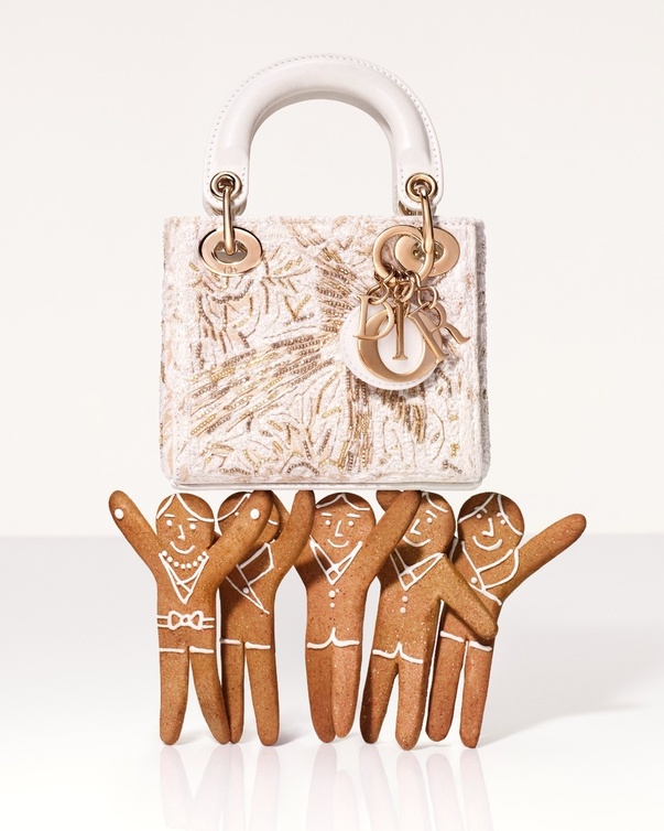 "عالم ديور المذهل" The Fabulous World of Dior في Harrods