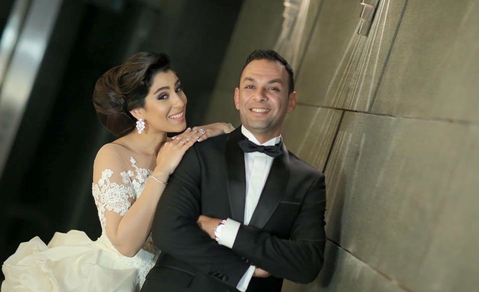 أيتن عامر حامل فى الشهر الخامس