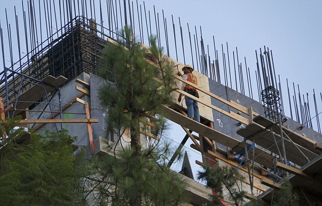 The Modern House of Hadid