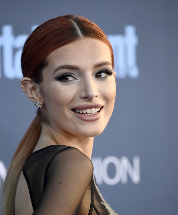 بيلا ثورن Bella Thorne