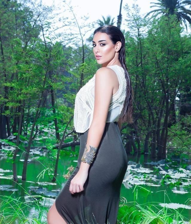 ياسمين صبري فى جلسة تصوير جديدة