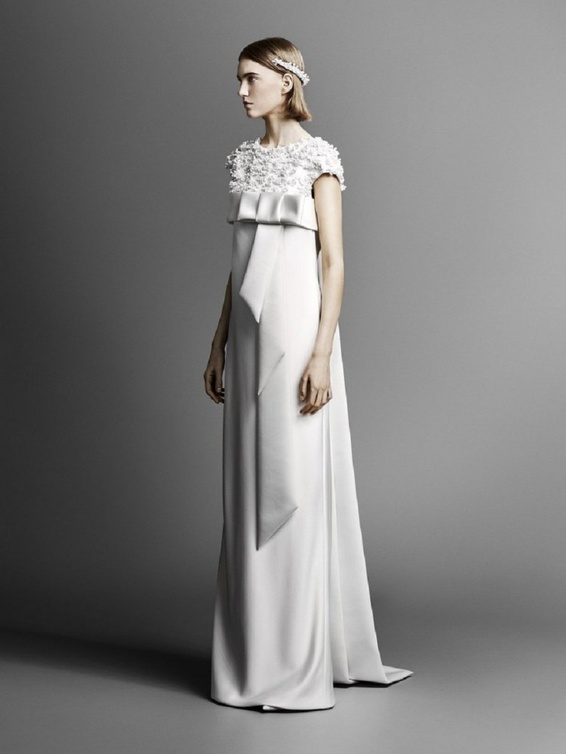 فستان من viktor &rolf.