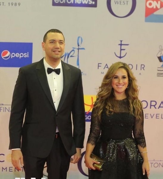 طلاق شيري عادل ومعز مسعود