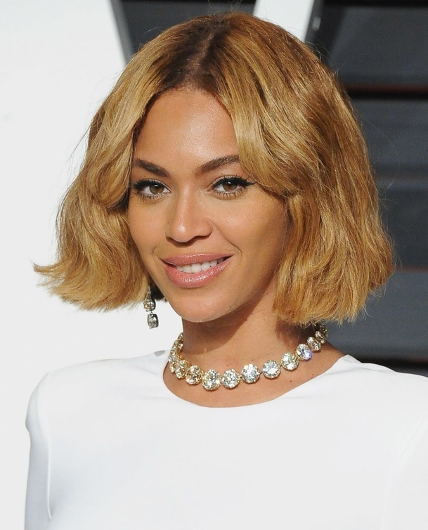 قصات شعر كاري قصيرة من Beyonce
